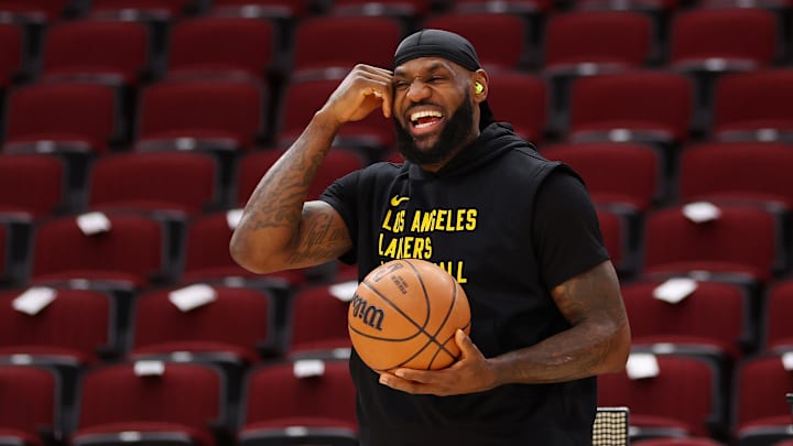 Los Angeles Lakers v Chicago Bulls Los Angeles Lakers v Chicago Bulls