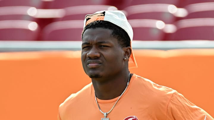 Tampa Bay Buccaneers running back Bucky Irving (7) prepares to warm up before the start of the game against the Atlanta Falcons