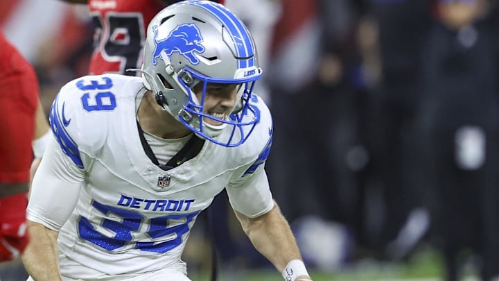Detroit Lions place kicker Jake Bates (39).