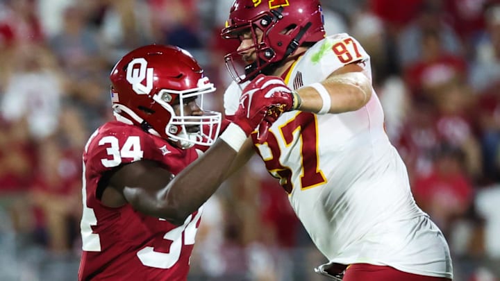Oklahoma defensive lineman PJ Adebawore