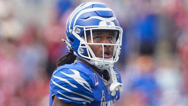 Memphis' Sutton Smith (5) looks up at the scoreboard after scoring a touchdown during the game between Memphis and Arkansas at Simmons Bank Liberty Stadium in Memphis, Tenn., on September 20, 2025.