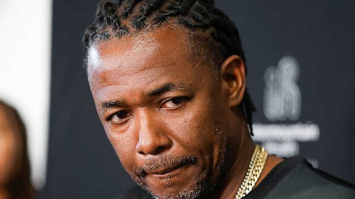 Darrell Craig Harris, ON SI