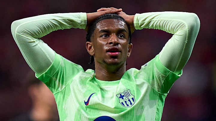 Alejandro Balde has battled injuries in recent seasons.