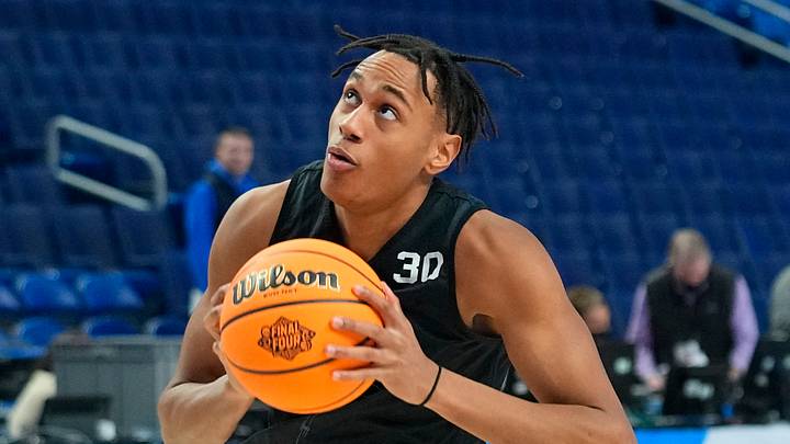 Providence Friars forward Rafael Castro (30) looks to take a shot during practice before the first round of the 2022 NCAA Tournament at KeyBank Center on March 16, 2022.