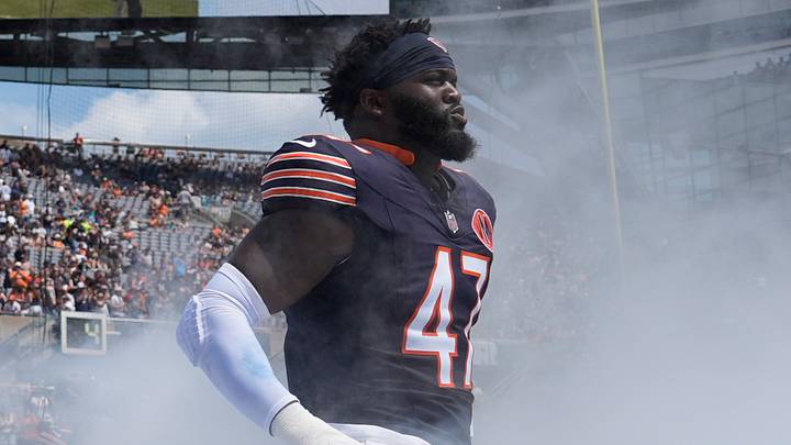 Chicago Bears linebacker Ruben Hyppolite II