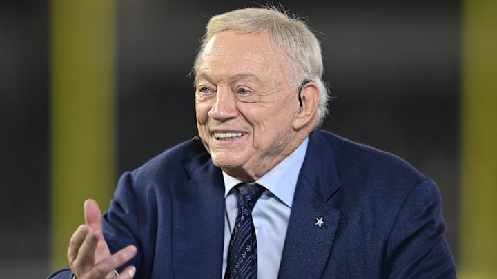 Dallas Cowboys owner Jerry Jones