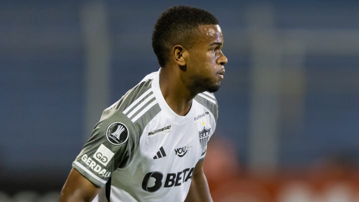 Alisson está na mira do Everton