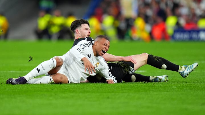 Kylian Mbappé est sorti sur blessure.