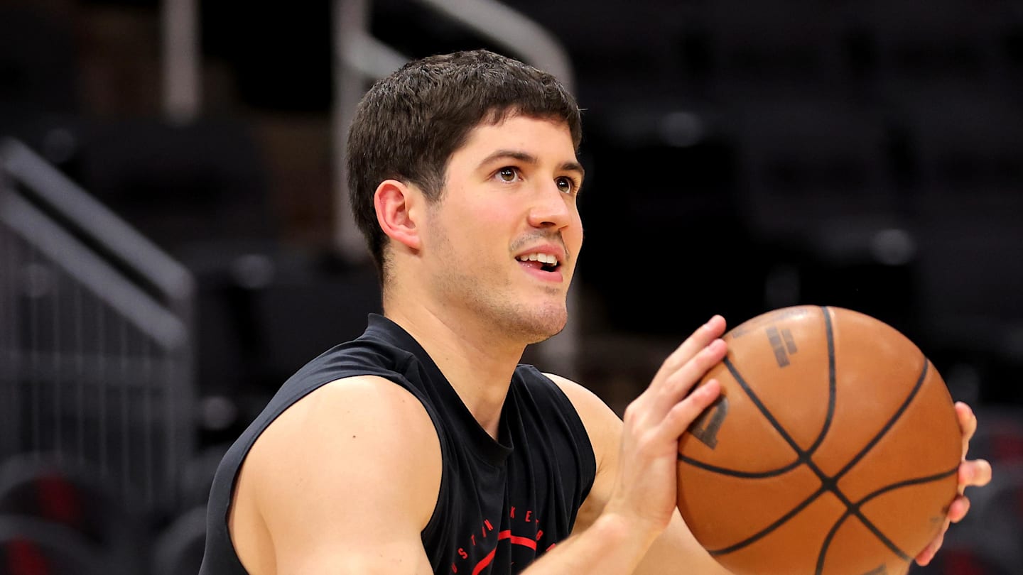 Reed Sheppard Will be Paramount in Rockets' Matchup vs. Lakers