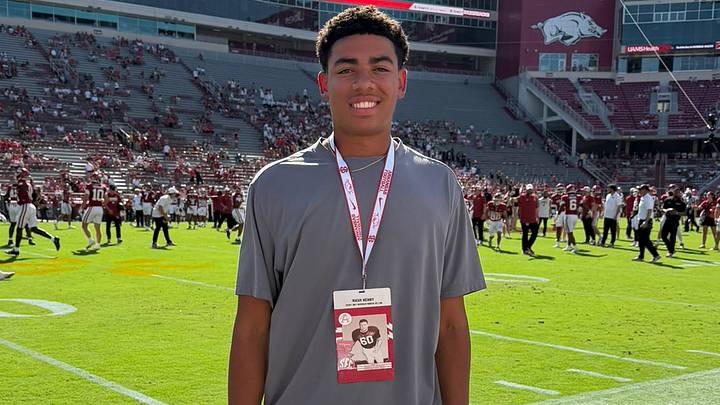 Arkansas Razorbacks 2028 quarterback target Nash Henry during his visit for the SEC opener against Georgia on Sept. 19, 2026.