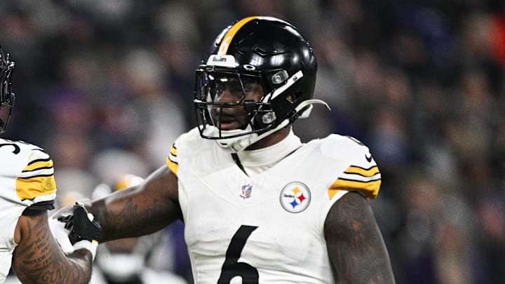 Jan 11, 2025; Baltimore, Maryland, USA; Pittsburgh Steelers linebacker Elandon Roberts (50) and linebacker Patrick Queen (6) react after a tackle in the second quarter against the Baltimore Ravens in an AFC wild card game at M&T Bank Stadium. Mandatory Credit: Tommy Gilligan-Imagn Images Jan 11, 2025; Baltimore, Maryland, USA; Pittsburgh Steelers linebacker Elandon Roberts (50) and linebacker Patrick Queen (6) react after a tackle in the second quarter against the Baltimore Ravens in an AFC wild card game at M&T Bank Stadium. Mandatory Credit: Tommy Gilligan-Imagn Images
