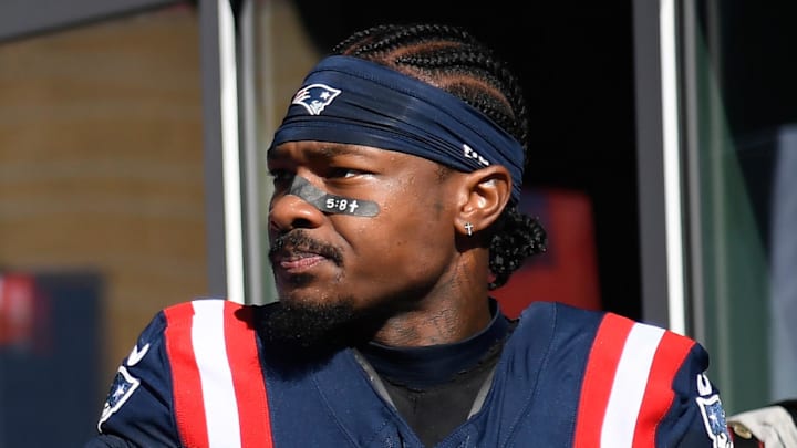 Oct 26, 2025; Foxborough, Massachusetts, USA; New England Patriots quarterback Drake Maye (10) and wide receiver Stefon Diggs (8) get ready to take the field prior to a game against the Cleveland Browns at Gillette Stadium. Mandatory Credit: Bob DeChiara-Imagn Images