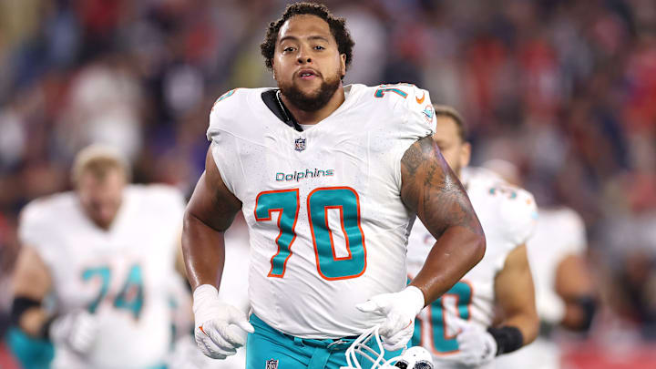 Miami Dolphins v New England Patriots