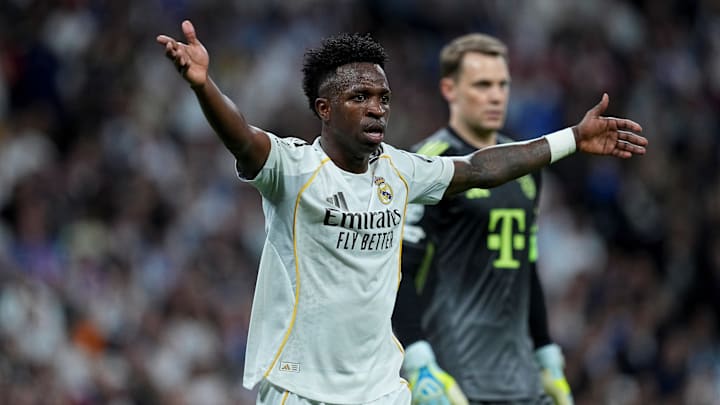 Vinicius Junior tem comportamento questionável, diz Van der Vaart