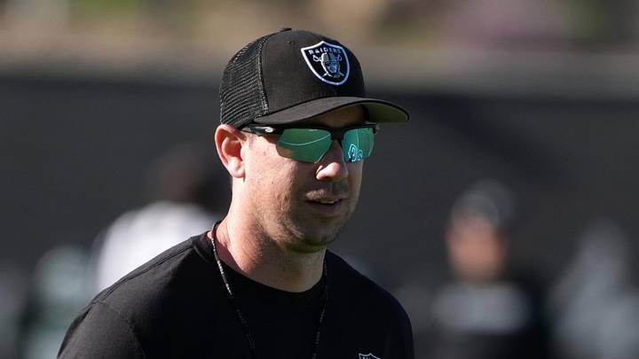 Jun 9, 2026; Henderson, NV, USA; Las Vegas Raiders coach Klint Kubiak during minicamp at Intermountain Health Performance Center. Mandatory Credit: Kirby Lee-Imagn Images Jun 9, 2026; Henderson, NV, USA; Las Vegas Raiders coach Klint Kubiak during minicamp at Intermountain Health Performance Center. Mandatory Credit: Kirby Lee-Imagn Images