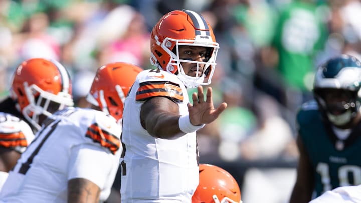 Cleveland Browns quarterback Deshaun Watson signals to the offense.