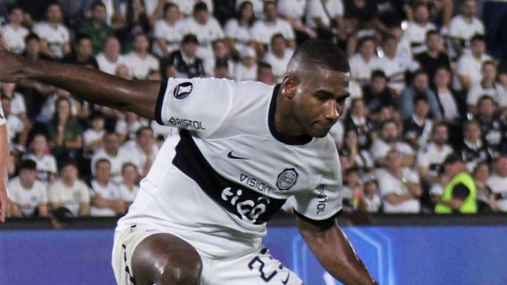 Olimpia v Flamengo - Copa CONMEBOL Libertadores 2023
