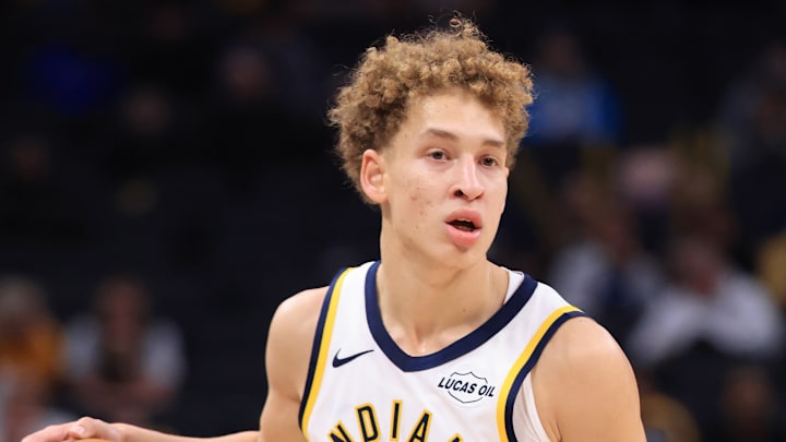 Indiana Pacers guard Taelon Peter (4) during a game against the San Antonio Spurs. Indiana Pacers guard Taelon Peter (4) during a game against the San Antonio Spurs.