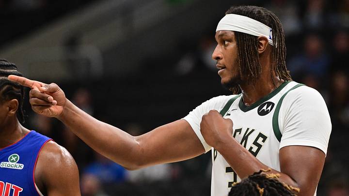 Oct 9, 2025; Milwaukee, Wisconsin, USA; Milwaukee Bucks center Myles Turner (3) gestures to a teammate in the second quarter against the Detroit Pistons at Fiserv Forum. Mandatory Credit: Benny Sieu-Imagn Images
