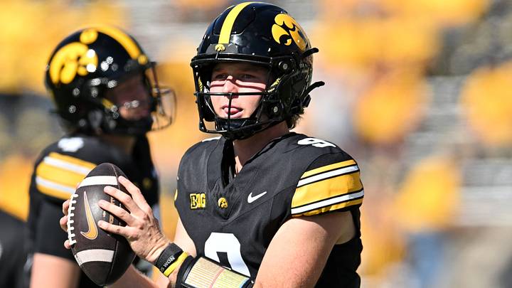 Oct 3, 2026; Iowa City, Iowa, USA; Iowa Hawkeyes quarterback Hank Brown (9) warms up before the game against the Ohio State Buckeyes at Kinnick Stadium. Mandatory Credit: Jeffrey Becker-Imagn Images Oct 3, 2026; Iowa City, Iowa, USA; Iowa Hawkeyes quarterback Hank Brown (9) warms up before the game against the Ohio State Buckeyes at Kinnick Stadium. Mandatory Credit: Jeffrey Becker-Imagn Images