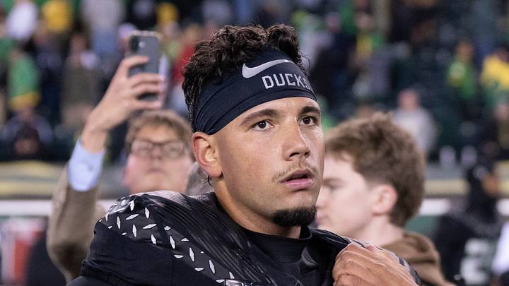Oregon quarterback Dylan Raiola Oregon quarterback Dylan Raiola