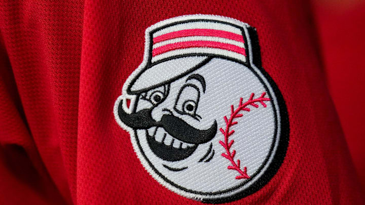 Cincinnati Reds third baseman Elly De La Cruz (44) wears an MLB Debut patch on his jersey in the first inning of the MLB National League game between the Cincinnati Reds and the LA Dodgers at Great American Ball Park in downtown Cincinnati on Tuesday, June 6, 2023. The Reds won 9-8 on a walk-off, bases loaded, single off the bat of shortstop Matt McLain (9) in the bottom of the ninth.