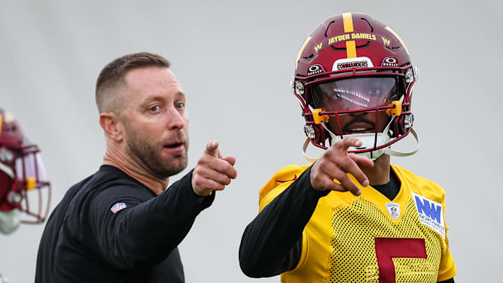 Kliff Kingsbury and Jayden Daniels