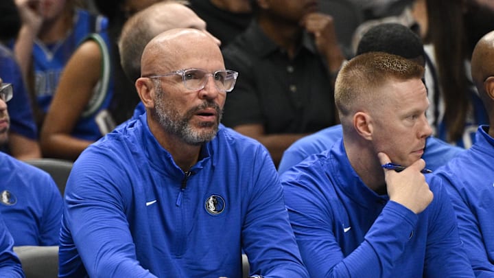 Oct 24, 2024; Dallas, Texas, USA; in Dallas Mavericks head coach Jason Kidd (left) and assistant coach Sean Sweeney (right) during the game between the Dallas Mavericks and the San Antonio Spurs at the American Airlines Center. Mandatory Credit: Jerome Miron-Imagn Images Oct 24, 2024; Dallas, Texas, USA; in Dallas Mavericks head coach Jason Kidd (left) and assistant coach Sean Sweeney (right) during the game between the Dallas Mavericks and the San Antonio Spurs at the American Airlines Center. Mandatory Credit: Jerome Miron-Imagn Images