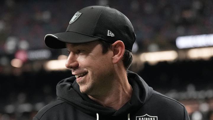 Sep 27, 2026; New Orleans, Louisiana, USA; Las Vegas Raiders head coach Klint Kubiak and quarterbacks coach Mike Sullivan celebreate after defeating the Las Vegas Raiders at Caesars Superdome. Mandatory Credit: Matthew Hinton-Imagn Images Sep 27, 2026; New Orleans, Louisiana, USA; Las Vegas Raiders head coach Klint Kubiak and quarterbacks coach Mike Sullivan celebreate after defeating the Las Vegas Raiders at Caesars Superdome. Mandatory Credit: Matthew Hinton-Imagn Images