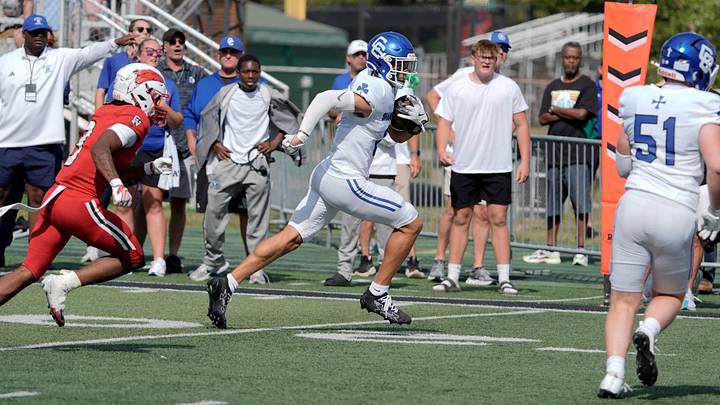Gideon Gash of Detroit Catholic Central runs to in for a touchdown during the first half action between Clinton Township Chippewa Valley and Detroit Catholic Central during the High School Football Kickoff Classic at Tom Adams Field at Wayne State University in Detroit on Thursday, August 27, 2026. Gideon Gash of Detroit Catholic Central runs to in for a touchdown during the first half action between Clinton Township Chippewa Valley and Detroit Catholic Central during the High School Football Kickoff Classic at Tom Adams Field at Wayne State University in Detroit on Thursday, August 27, 2026.