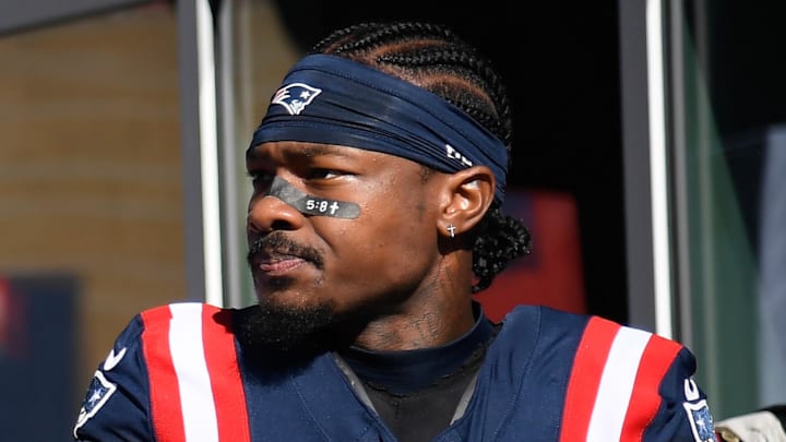 Oct 26, 2025; Foxborough, Massachusetts, USA; New England Patriots quarterback Drake Maye (10) and wide receiver Stefon Diggs (8) get ready to take the field prior to a game against the Cleveland Browns at Gillette Stadium. Mandatory Credit: Bob DeChiara-Imagn Images