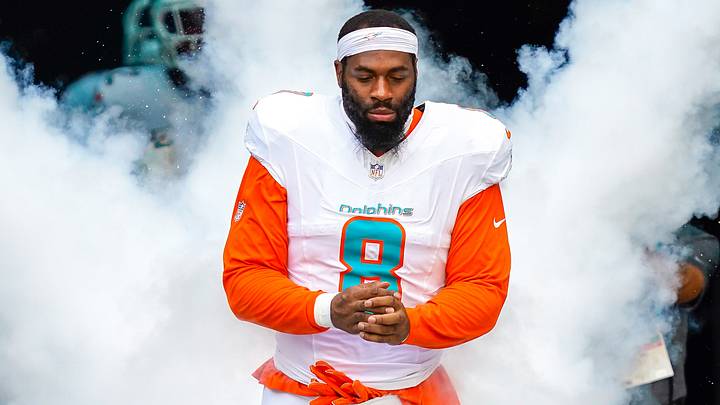 Former Miami Dolphins outside linebacker Matthew Judon