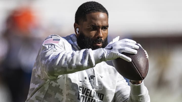 Nov 3, 2024; Cleveland, Ohio, USA; Cleveland Browns wide receiver Elijah Moore (8) catches the ball during warm ups before the game against the Los Angeles Chargers at Huntington Bank Field. Mandatory Credit: Scott Galvin-Imagn Images