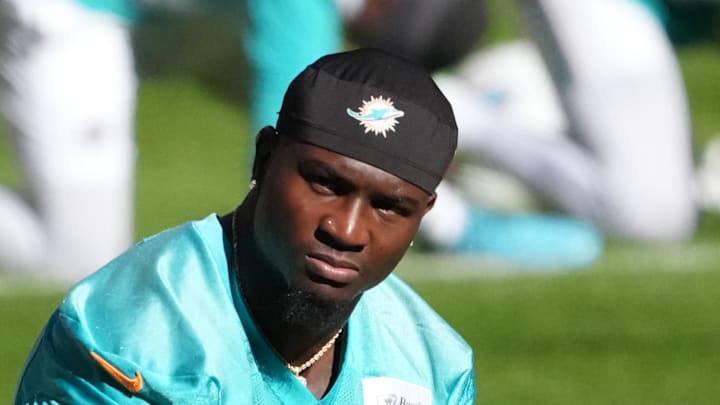 Miami Dolphins linebacker Willie Gay Jr.