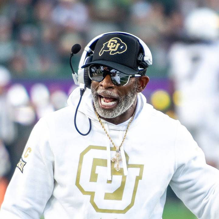 Deion Sanders' Gesture in Support of Former NFL Star Chris Johnson