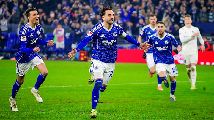 Schalke konnte zuletzt wieder häufiger jubeln und feiern Schalke konnte zuletzt wieder häufiger jubeln und feiern