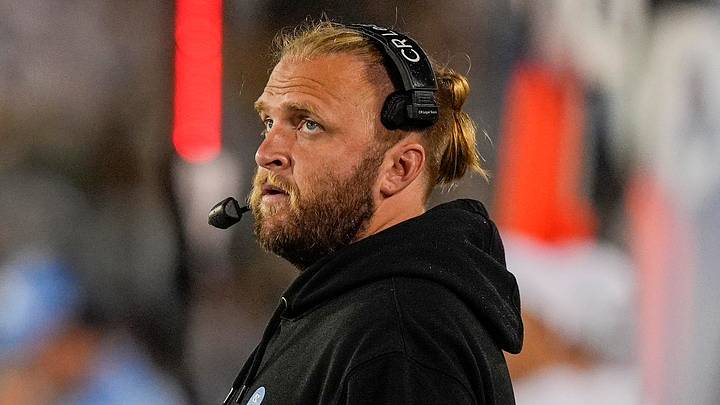 Sep 6, 2025; Charlotte, North Carolina, USA; North Carolina Tar Heels defensive coach Steve Belichick during the first quarter against the Charlotte 49ers at Jerry Richardson Stadium. Mandatory Credit: Jim Dedmon-Imagn Images Sep 6, 2025; Charlotte, North Carolina, USA; North Carolina Tar Heels defensive coach Steve Belichick during the first quarter against the Charlotte 49ers at Jerry Richardson Stadium. Mandatory Credit: Jim Dedmon-Imagn Images