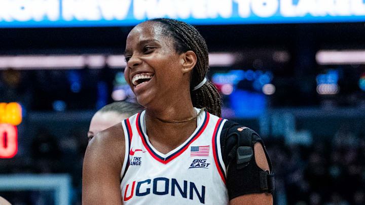 Ohio State v Connecticut