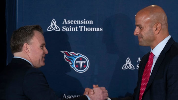 Tennessee Titans general manager Mike Borgonzi and Robert Saleh shake hands at the new head coach’s introductory press conference at Ascension Saint Thomas Sports Park in Nashville, Tenn., Thursday, Jan. 29, 2026. Tennessee Titans general manager Mike Borgonzi and Robert Saleh shake hands at the new head coach’s introductory press conference at Ascension Saint Thomas Sports Park in Nashville, Tenn., Thursday, Jan. 29, 2026.