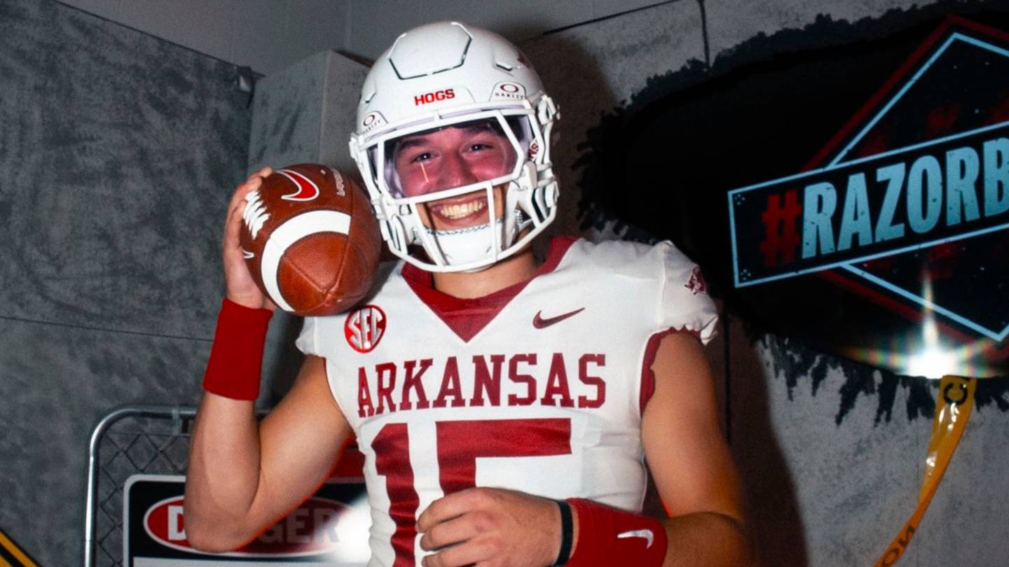 What Are the Razorbacks Getting in New QB Commit Cason Myers