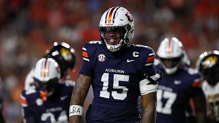 Auburn defensive end Keldric Faulk