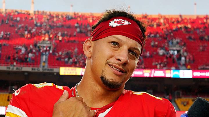 Kansas City Chiefs quarterback Patrick Mahomes (15) Kansas City Chiefs quarterback Patrick Mahomes (15)