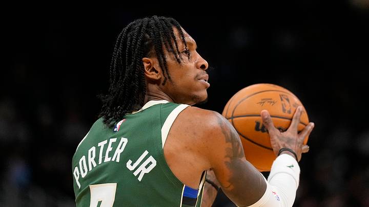 Feb 25, 2026; Milwaukee, Wisconsin, USA; Milwaukee Bucks guard Kevin Porter Jr. (7) during the game against the Cleveland Cavaliers at Fiserv Forum. Mandatory Credit: Jeff Hanisch-Imagn Images Feb 25, 2026; Milwaukee, Wisconsin, USA; Milwaukee Bucks guard Kevin Porter Jr. (7) during the game against the Cleveland Cavaliers at Fiserv Forum. Mandatory Credit: Jeff Hanisch-Imagn Images