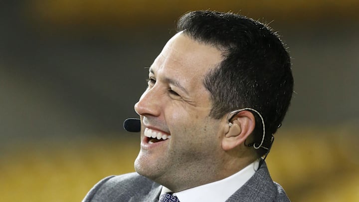 Nov 8, 2021; Pittsburgh, Pennsylvania, USA;  Network television NFL analyst Adam Schefter reports