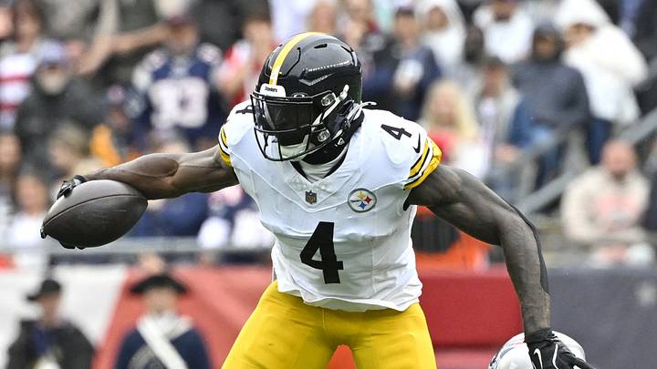 Pittsburgh Steelers wide receiver DK Metcalf Pittsburgh Steelers wide receiver DK Metcalf