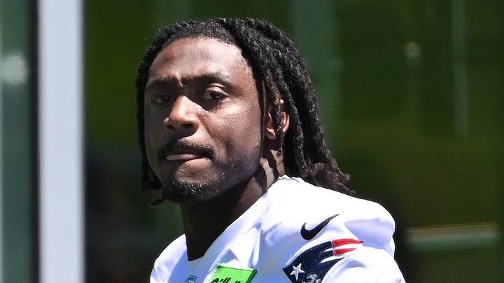 Jun 9, 2026; Foxborough, MA, USA; New England Patriots wide receiver A.J. Brown (1) arrives on the practice field for minicamp at Gillette Stadium. Mandatory Credit: Eric Canha-Imagn Images Jun 9, 2026; Foxborough, MA, USA; New England Patriots wide receiver A.J. Brown (1) arrives on the practice field for minicamp at Gillette Stadium. Mandatory Credit: Eric Canha-Imagn Images