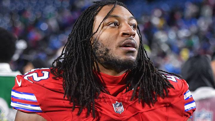 Buffalo Bills linebacker Dorian Williams leaves the field after a game against the Philadelphia Eagles. Buffalo Bills linebacker Dorian Williams leaves the field after a game against the Philadelphia Eagles.