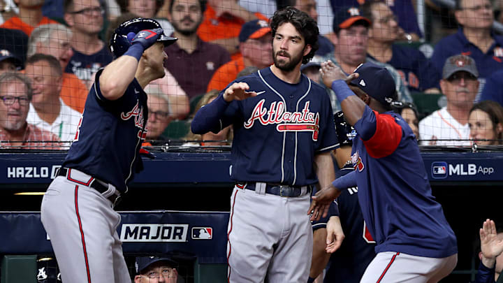 Bravos de Atlanta batearon dos cuadrangulares ganar el primer juego de la Serie Mundial 