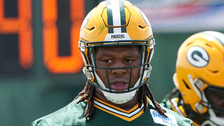 The Green Bay Packers have re-signed Jonathan Ford.