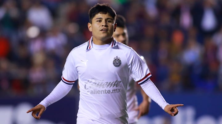 Javier 'La Chofis' López por fin habría aceptado marcharse al Pachuca para que Santiago Ormeño sea anunciado como refuerzo.